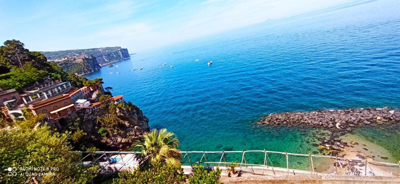 La Villa Degli Dei - Guest House Castellammare di Stabia Εξωτερικό φωτογραφία