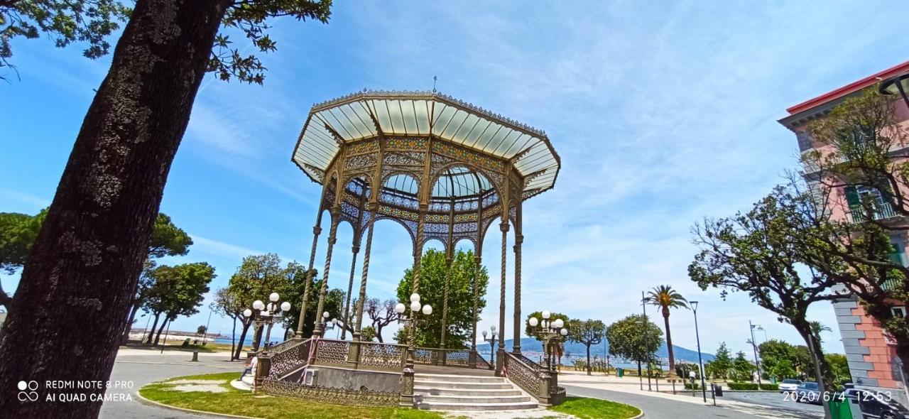 La Villa Degli Dei - Guest House Castellammare di Stabia Εξωτερικό φωτογραφία