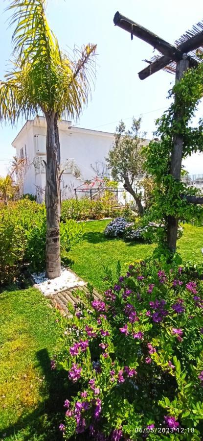 La Villa Degli Dei - Guest House Castellammare di Stabia Εξωτερικό φωτογραφία