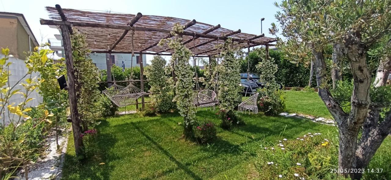 La Villa Degli Dei - Guest House Castellammare di Stabia Εξωτερικό φωτογραφία