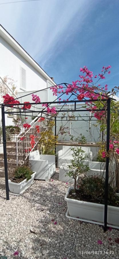 La Villa Degli Dei - Guest House Castellammare di Stabia Εξωτερικό φωτογραφία