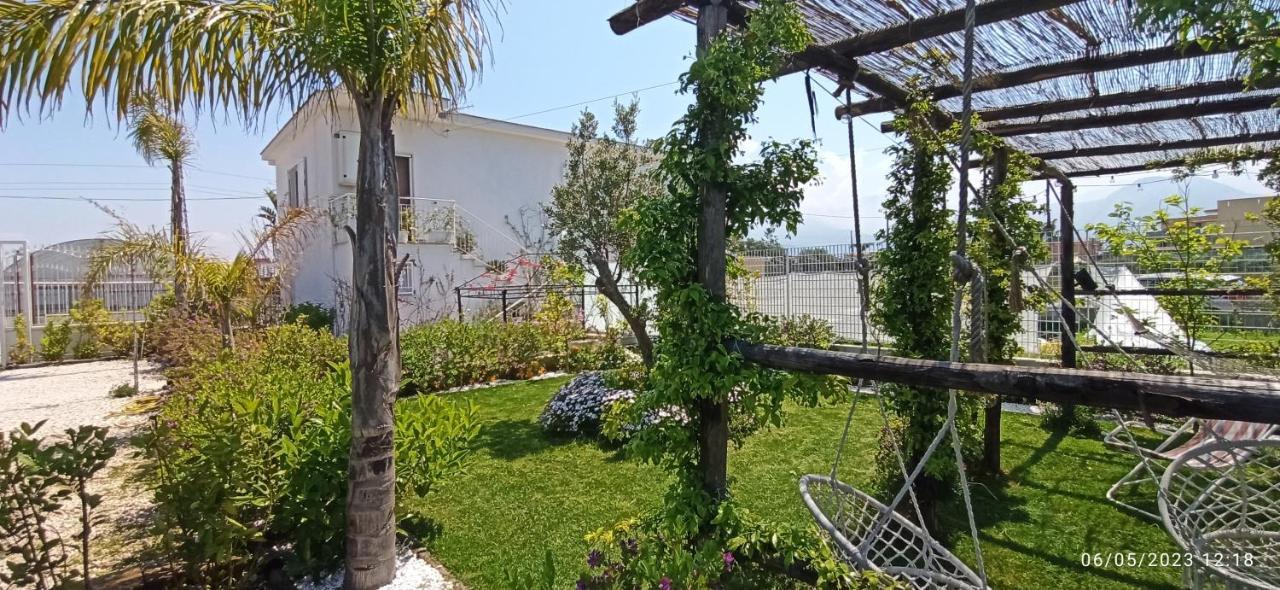 La Villa Degli Dei - Guest House Castellammare di Stabia Εξωτερικό φωτογραφία