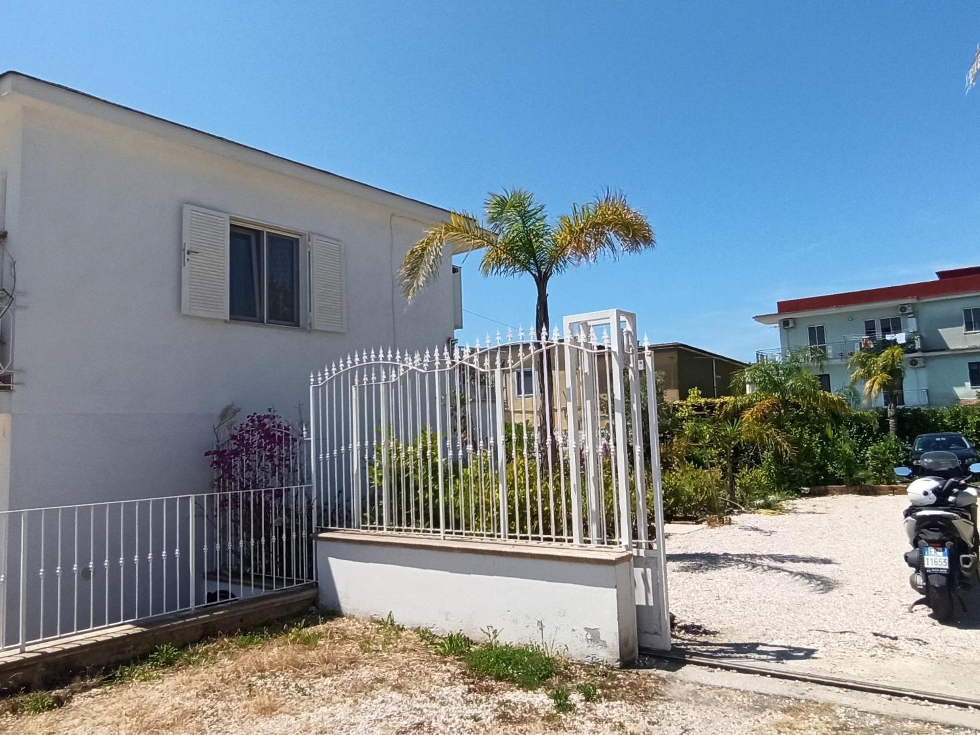 La Villa Degli Dei - Guest House Castellammare di Stabia Εξωτερικό φωτογραφία